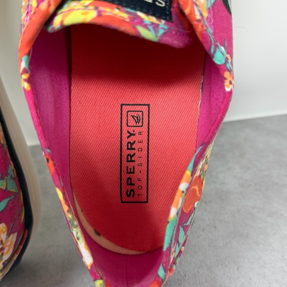 Sperry Women’s Tropical Floral & Flamingo Canvas Slip On Boat Shoes Size 7 - Picture 9 of 11
